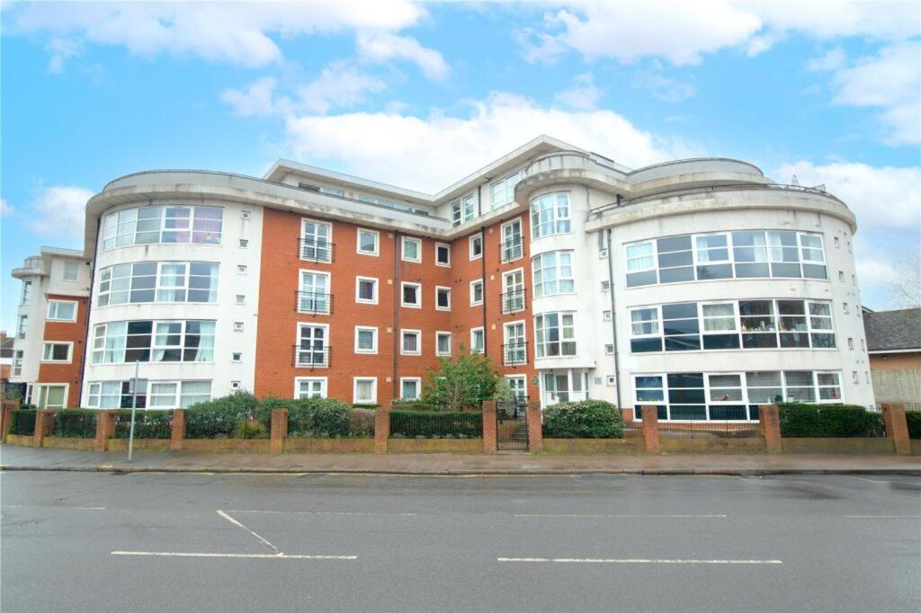 Buick House, Kingston Upon Thames Kingston upon Thames (Greater London)